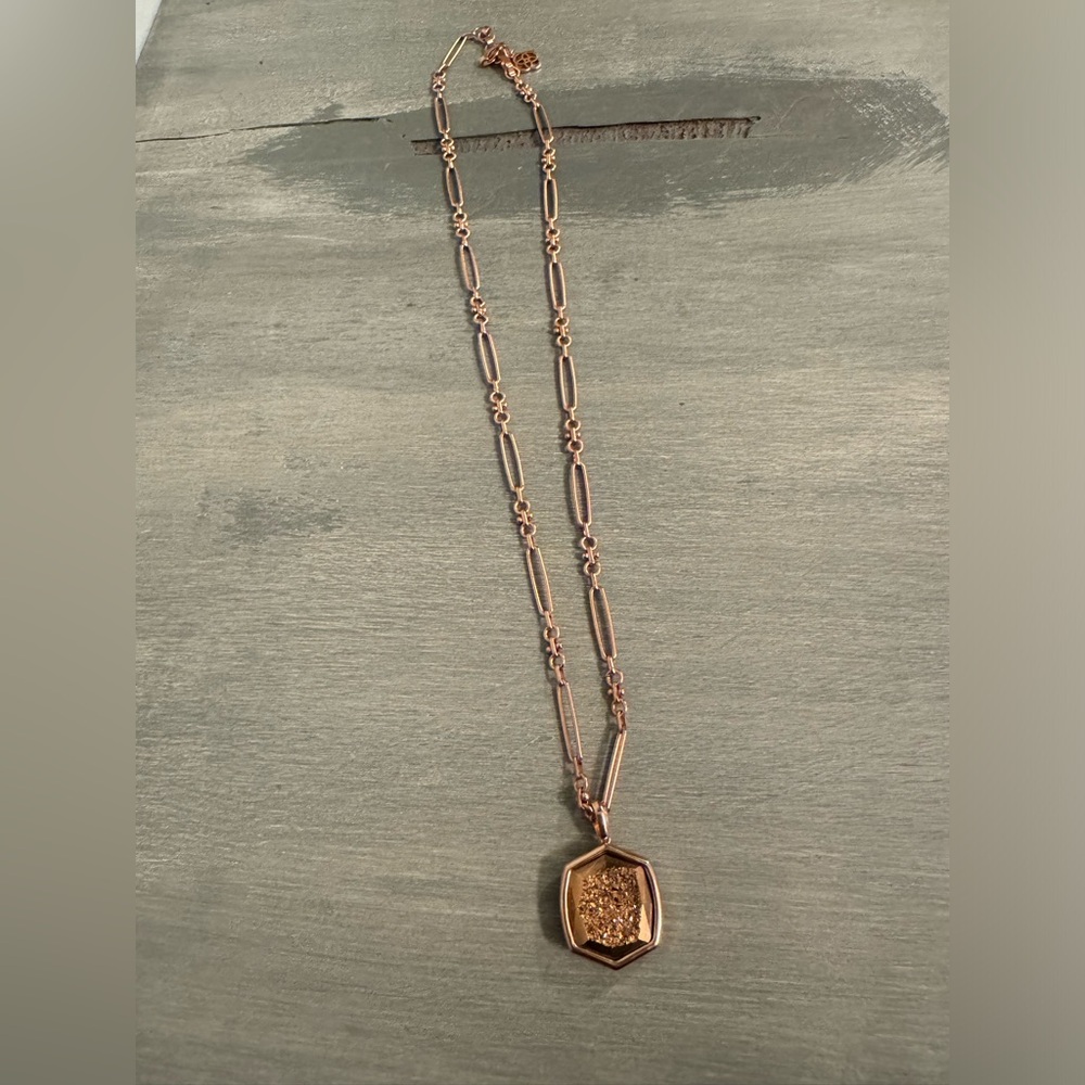 Rose Gold Kendra Scott Necklace